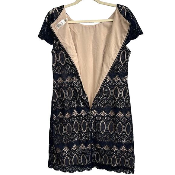 Eliza J Nude Illusion Lace Overlay Sheath Dress Wedding Guest Cocktail Size 8 - Picture 11 of 16